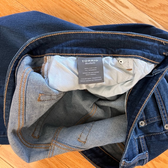 Torrid Wide Leg Jeans - Picture 3 of 4
